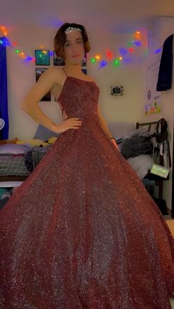 Style PG-22-B2291 Promgirl Red Size 4 Prom Pageant Plunge Ball gown on Queenly