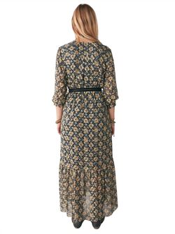 Style 1-784504469-3900 Maison Hotel Green Size 0 Shiny Belt Straight Dress on Queenly