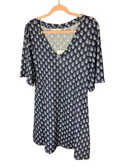 Style 1-1151947938-3236 SMITH & QUINN Blue Size 4 V Neck Sleeves Navy Cocktail Dress on Queenly