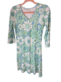 Style 1-1637154245-3236 SMITH & QUINN Green Size 4 Summer Print Cocktail Dress on Queenly