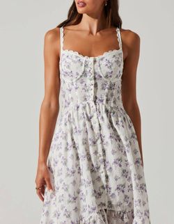 Style 1-2188689823-2696 ASTR White Size 12 Floral Polyester Cocktail Dress on Queenly