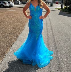 Jasz Couture Blue Size 8 Pageant Mermaid Dress on Queenly