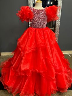Style 1114 Samantha blake Red Size 4 Cupcake Floor Length Ball gown on Queenly