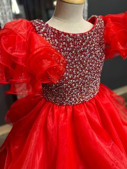 Style 1114 Samantha blake Red Size 4 Cupcake Floor Length Ball gown on Queenly