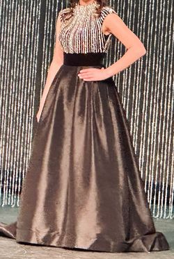 Style 77269R Mac Duggal Black Size 4 Tall Height Mini Velvet Train Dress on Queenly