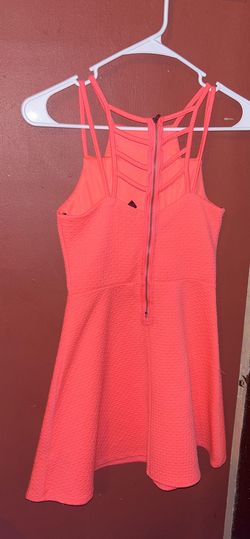 Material girl Pink Size 4 50 Off Square Summer Prom A-line Dress on Queenly