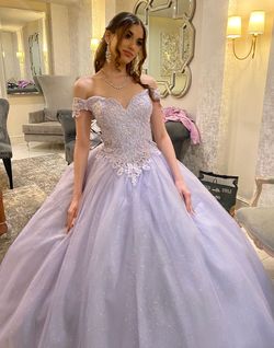 Purple Size 0 Ball gown on Queenly