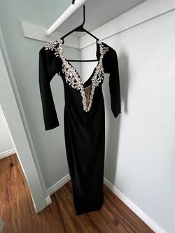 Style IMARINENA Vlora Kaltrina Black Size 8 V Neck Prom Wedding Guest Mermaid Dress on Queenly