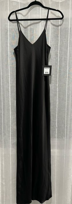 Norma Kamali Black Size 8 Wedding Guest Spaghetti Strap Straight Dress on Queenly