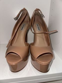 Steve Madden Nude Size 10 Cocktail Dress on Queenly