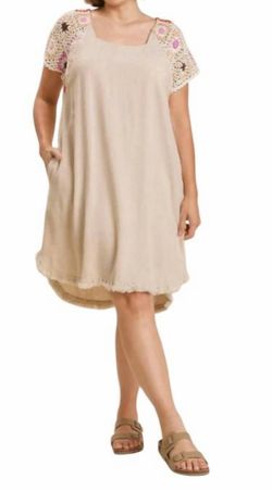 Style 1-1113552007-1691 umgee Nude Size 16 Speakeasy Mini Pockets Cocktail Dress on Queenly