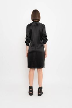 Style 1-113087301-1498 UMA Black Size 4 Sleeves Free Shipping Tall Height Cocktail Dress on Queenly