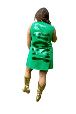 Style 1-2778463693-74 QUEEN OF SPARKLES Green Size 4 1-2778463693-74 Shiny Cocktail Dress on Queenly