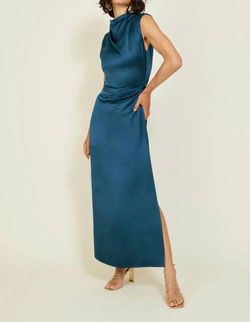 Style 1-891548067-3471 line and dot Blue Size 4 Side slit Dress on Queenly