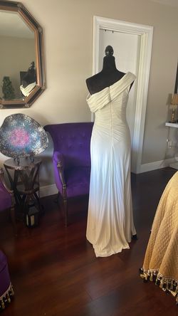 Mac Duggal White Size 6 Engagement One Shoulder Floor Length Side slit Dress on Queenly