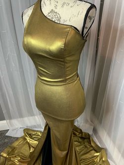 Jessica Angel Gold Size 2 One Shoulder Black Tie Floor Length Side slit Dress on Queenly