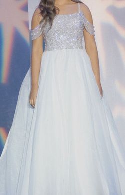 Sherri Hill White Size 10 Cotillion Train Pageant Floor Length Ball gown on Queenly