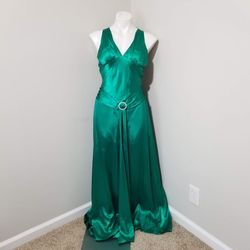 Style Vintage Dave and Johnny Green Size 8 Vintage Backless Dave & Johnny Mermaid Dress on Queenly