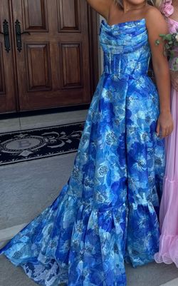 Alamour The Label Blue Size 4 Train Prom Medium Height Free Shipping Ball gown on Queenly