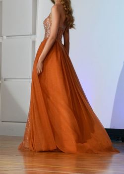 Mambo Couture Orange Size 0 Floor Length Halter Ball gown on Queenly