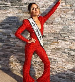 Style Clio Jumpsuit Debbie Carroll Red Size 4 Floor Length Pageant Long Sleeve Jumpsuit Dress on Queenly