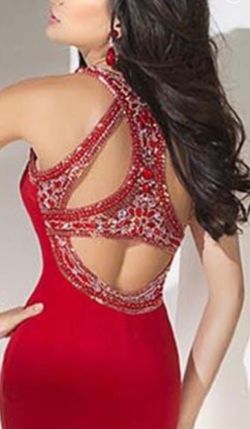 Tony Bowls Red Size 4 Fitted Sequined Straight Dress on Queenly