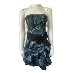 Dancing Queen Black Size 8 Vintage Floral Prom Cocktail Dress on Queenly