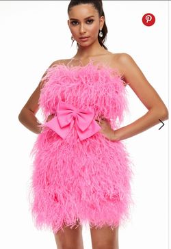 Ashley Lauren Pink Size 2 Feather Party Cocktail Dress on Queenly