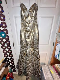 Bernshaw Gold Size 10 Floor Length Jersey Tall Height Mermaid Dress on Queenly
