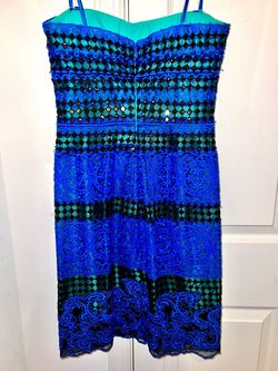 BCBG Multicolor Size 0 Jersey Square Cocktail Dress on Queenly