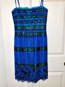 BCBG Multicolor Size 0 Square Neck Mini Cocktail Dress on Queenly