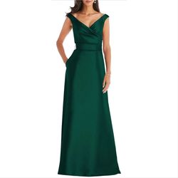 Style D811 Alfred Sung Green Size 4 Polyester V Neck A-line Dress on Queenly