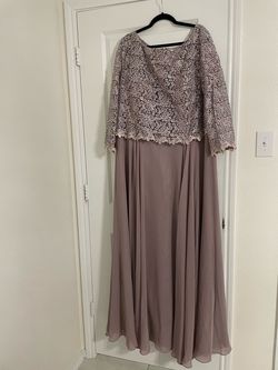 Purple Size 22 Straight Dress on Queenly