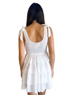 Style 1-181550621-149 OLIVACEOUS White Size 12 1-181550621-149 Plus Size Free Shipping Cocktail Dress on Queenly