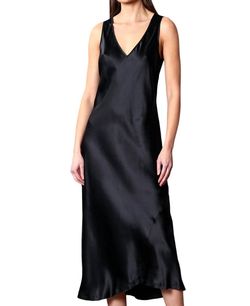 Style 1-1971933603-70 Go by Go Silk Black Size 0 Silk A-line Tall Height 1-1971933603-70 Cocktail Dress on Queenly