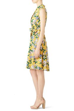 Style 1-2164455406-74-1 MOON RIVER Yellow Size 4 Tall Height High Neck Cocktail Dress on Queenly