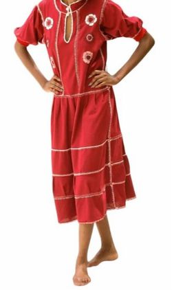 Style 1-2270506948-70 CAROLINA K Red Size 0 Straight V Neck 1-2270506948-70 Cocktail Dress on Queenly
