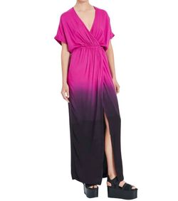 Style 1-2526360693-95 Raquel Allegra Pink Size 2 V Neck 1-2526360693-95 Side slit Dress on Queenly