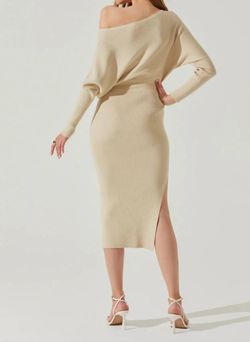 Style 1-3027728685-149 ASTR Nude Size 12 Polyester Free Shipping Cocktail Dress on Queenly