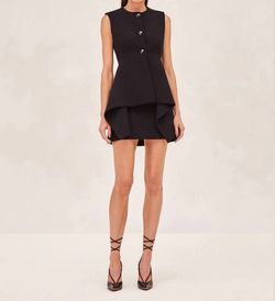 Style 1-3054510127-70 ALEXIS Black Size 0 1-3054510127-70 Fitted Polyester Cocktail Dress on Queenly