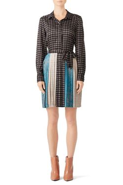 Style 1-3555947581-70-1 Deby Debo Blue Size 0 Long Sleeve High Neck Cocktail Dress on Queenly