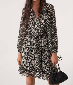 Style 1-1008437166-74 ba&sh Black Size 4 Tall Height Sleeves Free Shipping Sorority Rush Cocktail Dress on Queenly