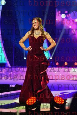 Mac Duggal Red Size 4 Pageant Floor Length Jersey Tall Height Mermaid Dress on Queenly