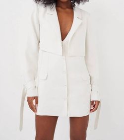Style 1-2624602711-74 for Love & Lemons White Size 4 V Neck 1-2624602711-74 Engagement Cocktail Dress on Queenly