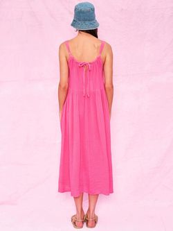 Style 1-335987455-649 Sundry Pink Size 2 1-335987455-649 Cocktail Dress on Queenly