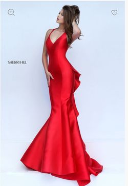 Style 50195 Sherri Hill Red Size 0 Prom Plunge Mermaid Dress on Queenly