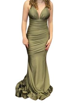 Style 6754H Atria Green Size 4 V Neck 6754h Backless Mermaid Dress on Queenly