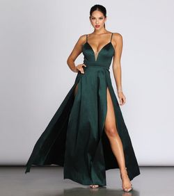 Windsor Green Size 10 Side slit Dress on Queenly