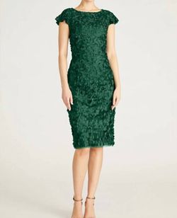 Style 1-2279972359-98 THEIA Green Size 10 1-2279972359-98 Polyester Sleeves Cocktail Dress on Queenly