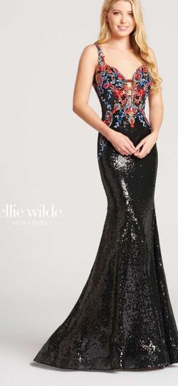 Ellie Wilde Black Size 4 Plunge Prom A-line Dress on Queenly